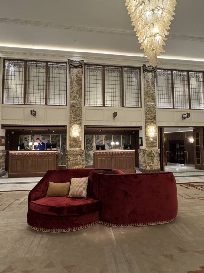 Lobby do hotel de luxo