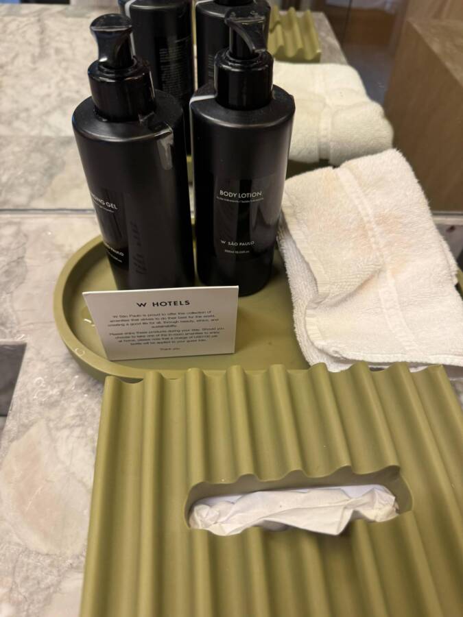 Banheiro do hotel de luxo em São Paulo