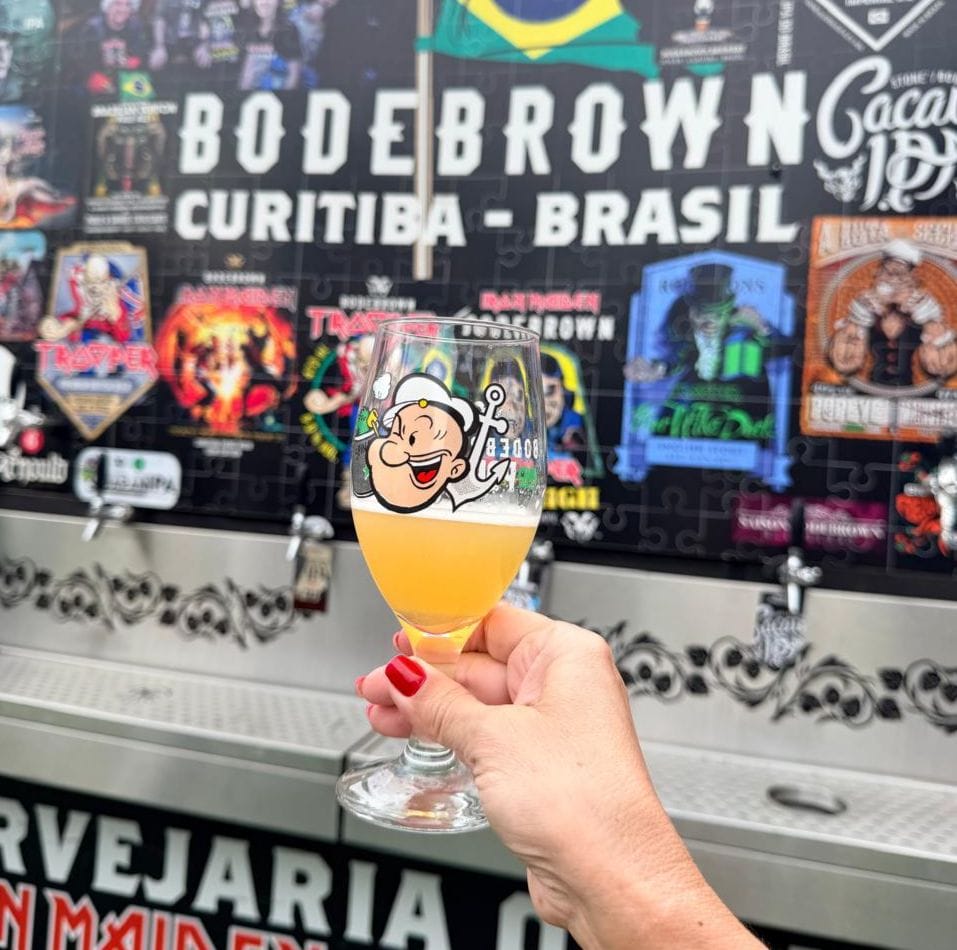 Cervejaria do Iron Maiden em Curitiba: minha visita à Bodebrown, rótulos, história e experiência real
