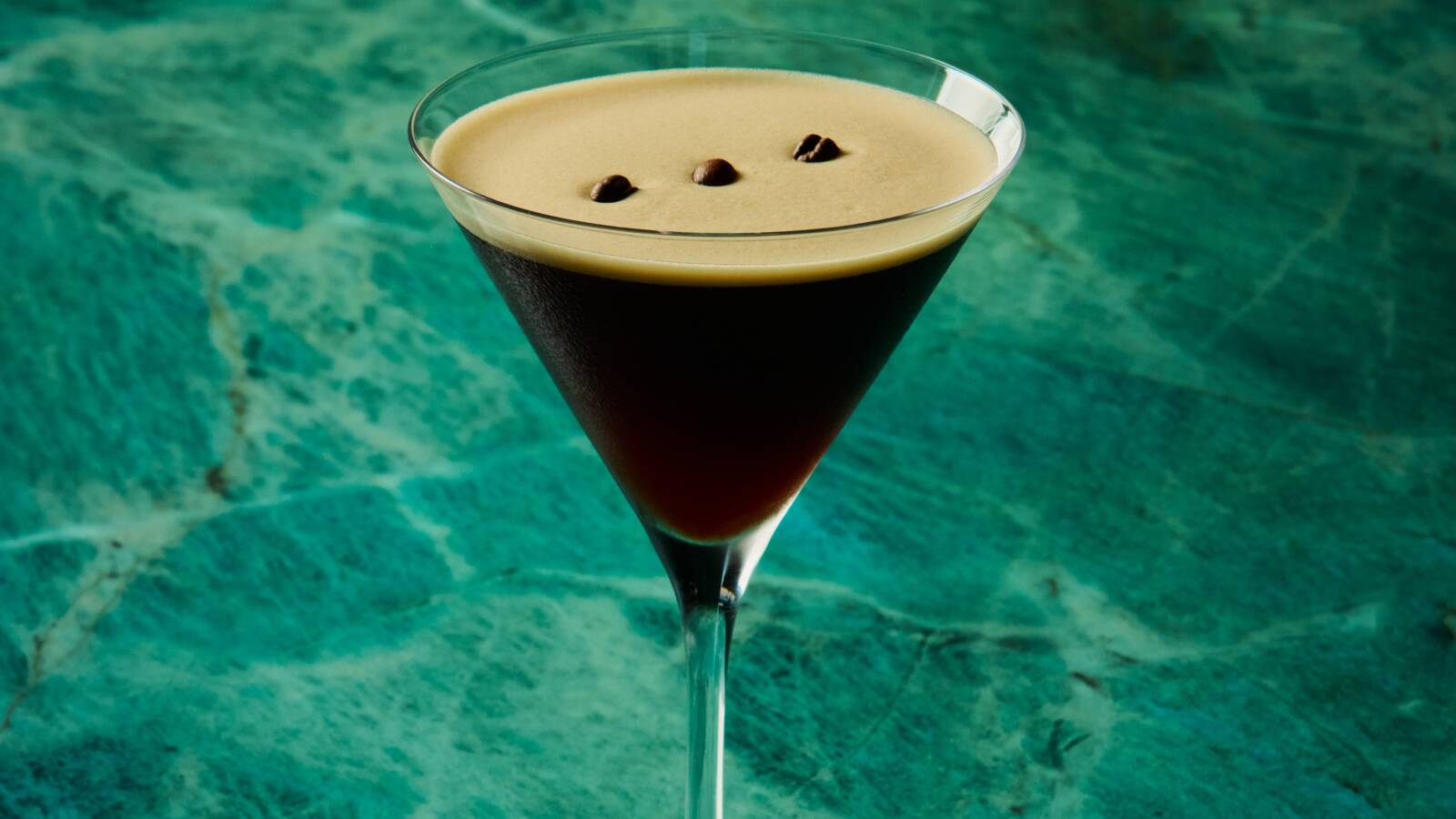 Onde tomar espresso martini no Rio e em São Paulo