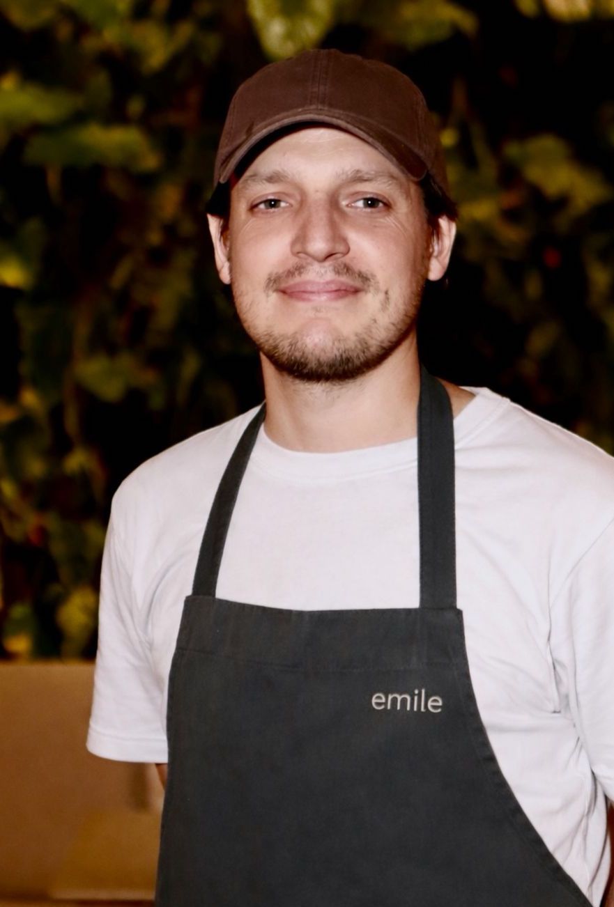 Restaurante do Hotel Emiliano, em Copacabana, apresenta novo chef argentino e aposta em ingredientes brasileiros