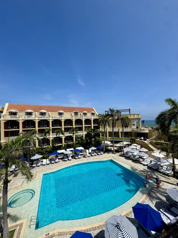 piscina em hotel de luxo em cartagena
